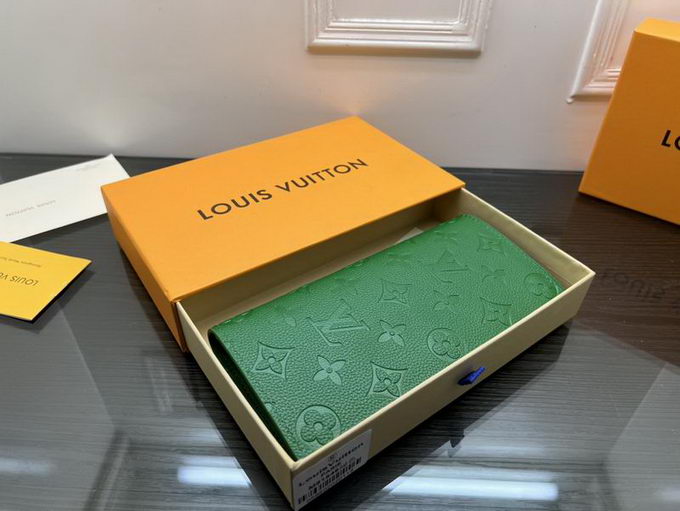 Louis Vuitton Wallet 2022 ID:20221203-287